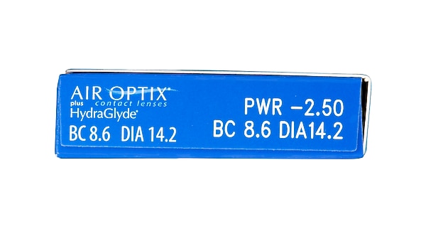 AIR OPTIX® Plus HydraGlyde® 3